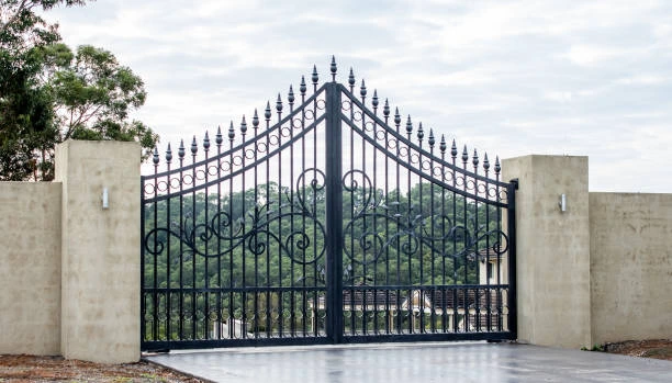 Iron gate with spearhead finials 