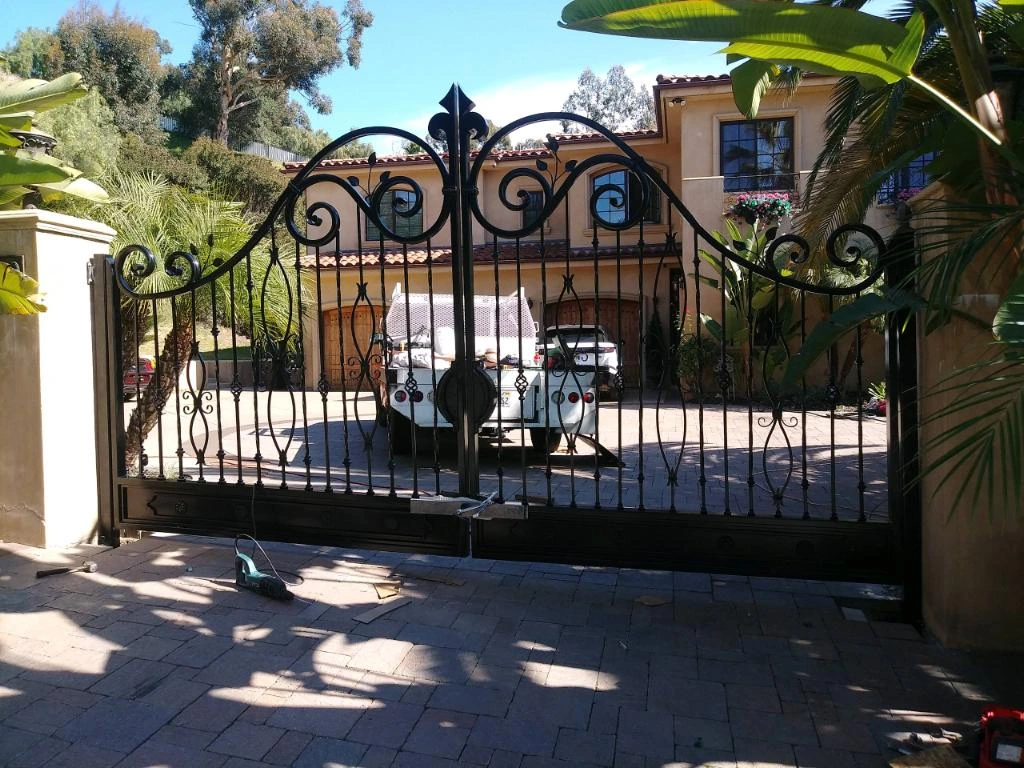 Versatile Designs: Classic & Modern